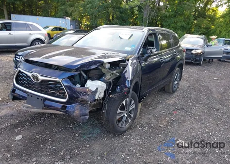 2021 Toyota Highlander Xle из США, поврежденный, VIN 5TDGZRBH8MS103035